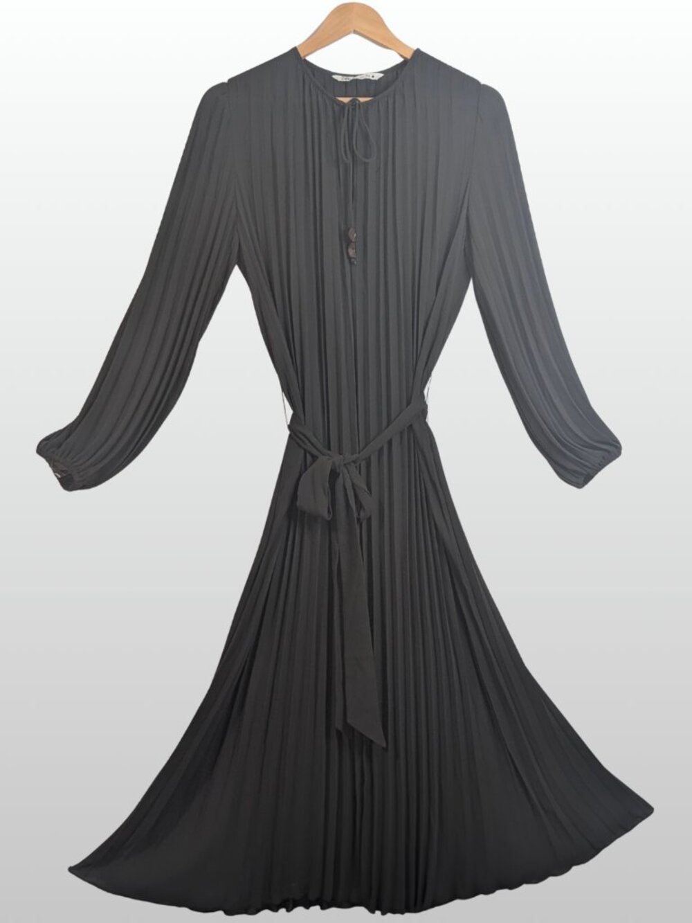 Zara Pleated Maxi Dress Black Belted Beaded Tie Neck Blouson Sleeve M Minimalist - Picture 3 of 16